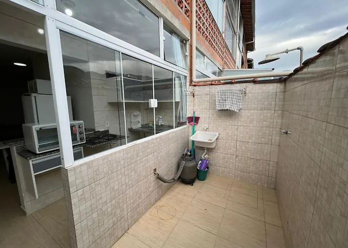 Apartamento a 200 metros da Praia do Sapê em Ubatuba